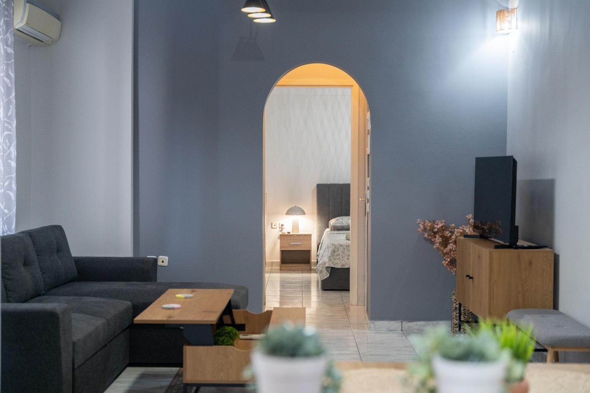 Ninas Central Apartment カヴァラ エクステリア 写真