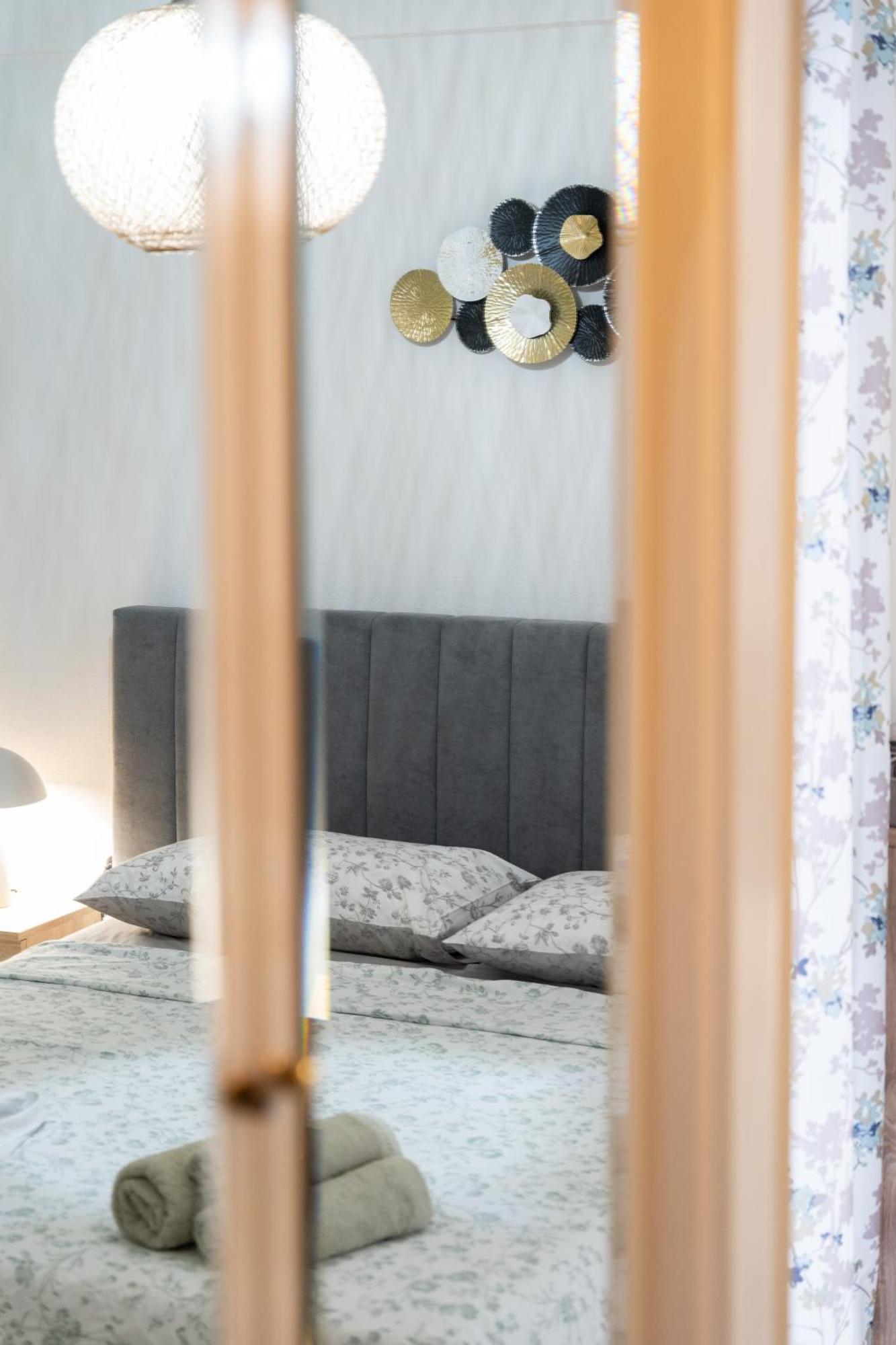 Ninas Central Apartment カヴァラ エクステリア 写真