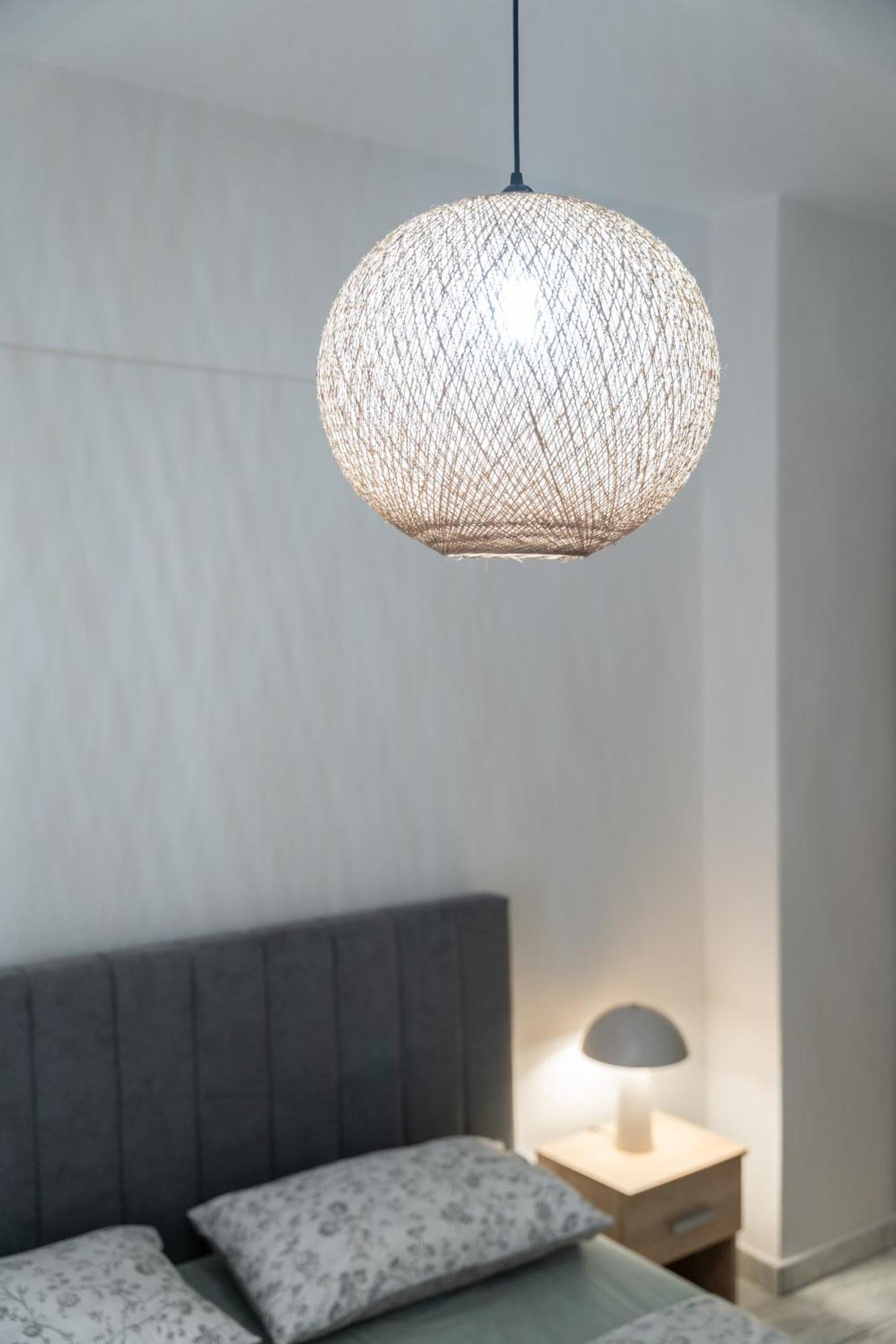 Ninas Central Apartment カヴァラ エクステリア 写真