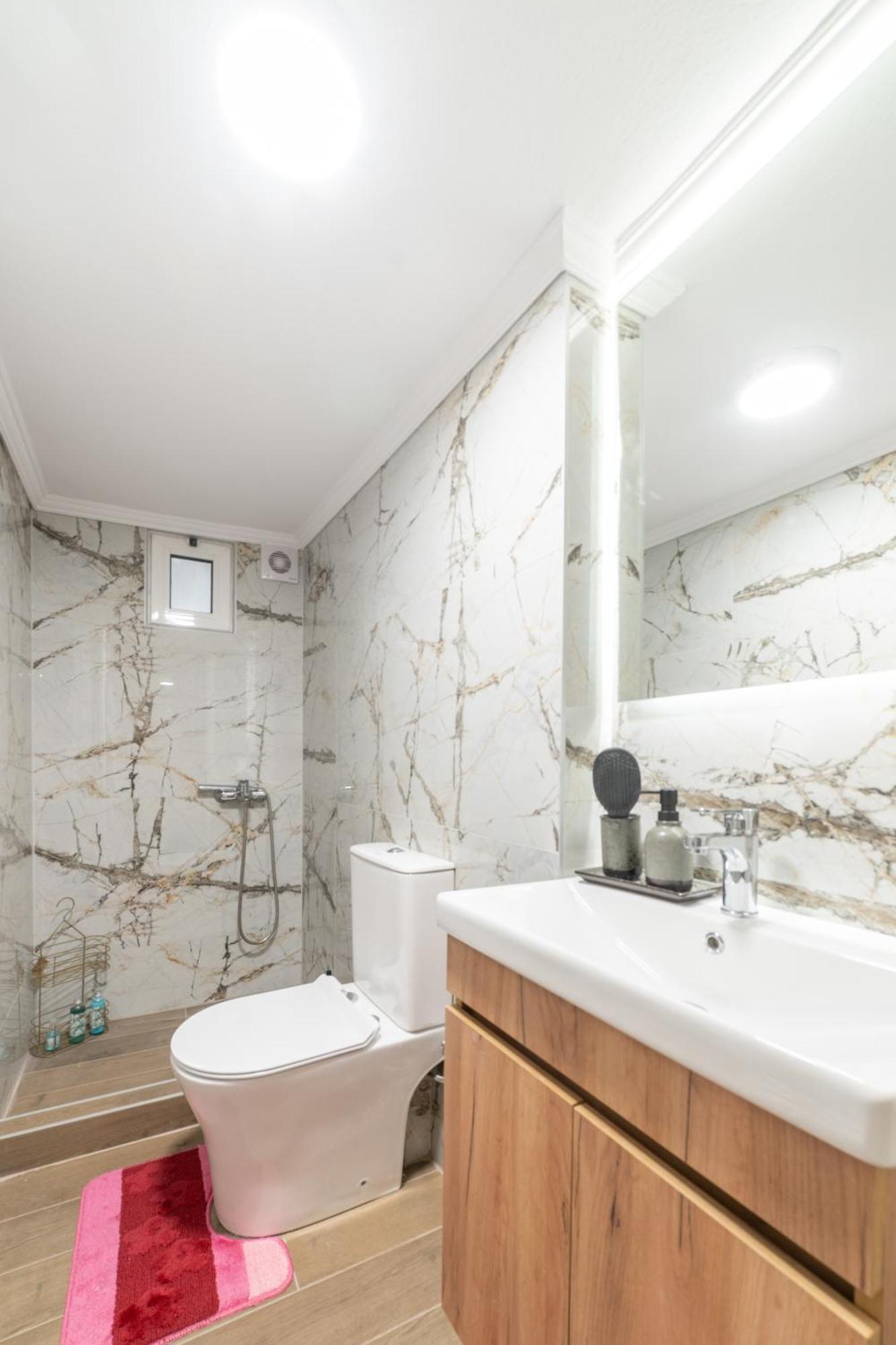 Ninas Central Apartment カヴァラ エクステリア 写真