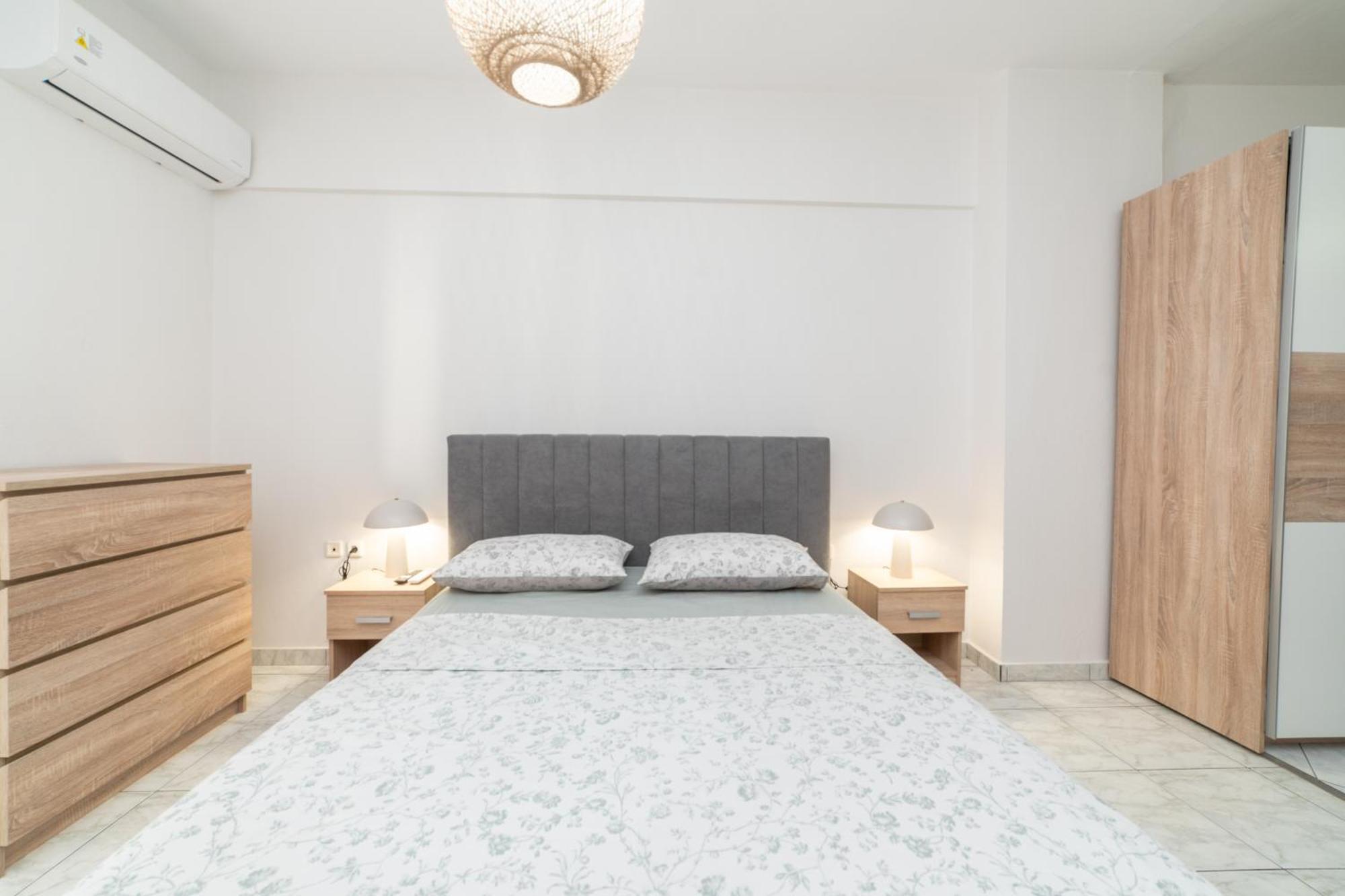 Ninas Central Apartment カヴァラ エクステリア 写真