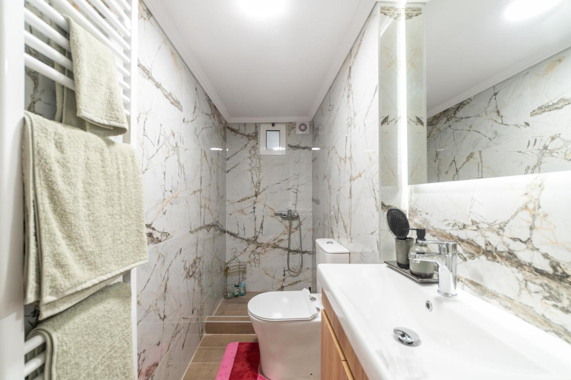 Ninas Central Apartment カヴァラ エクステリア 写真